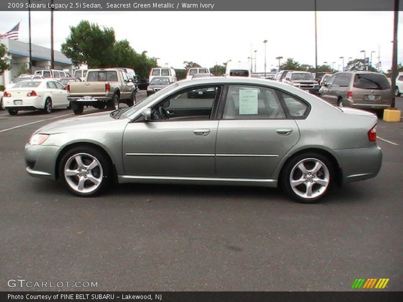 Seacrest Green Metallic / Warm Ivory 2009 Subaru Legacy 2.5i Sedan