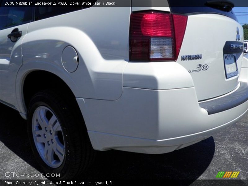 Dover White Pearl / Black 2008 Mitsubishi Endeavor LS AWD