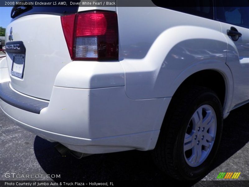 Dover White Pearl / Black 2008 Mitsubishi Endeavor LS AWD