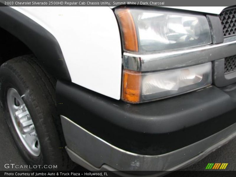 Summit White / Dark Charcoal 2003 Chevrolet Silverado 2500HD Regular Cab Chassis Utility