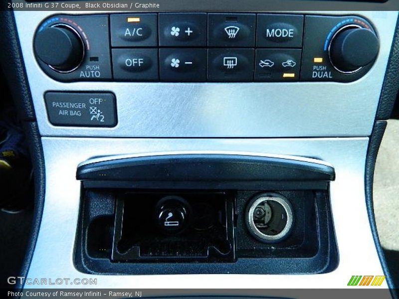 Black Obsidian / Graphite 2008 Infiniti G 37 Coupe