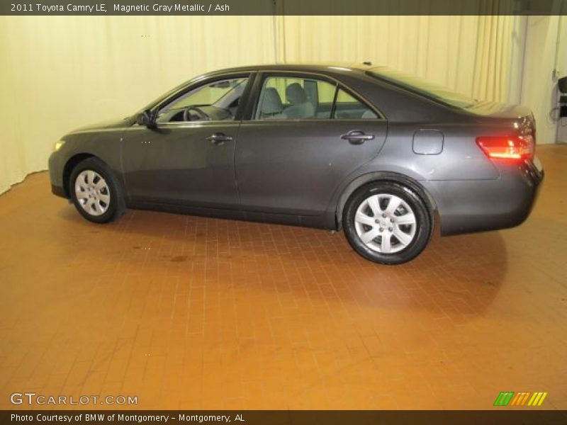 Magnetic Gray Metallic / Ash 2011 Toyota Camry LE