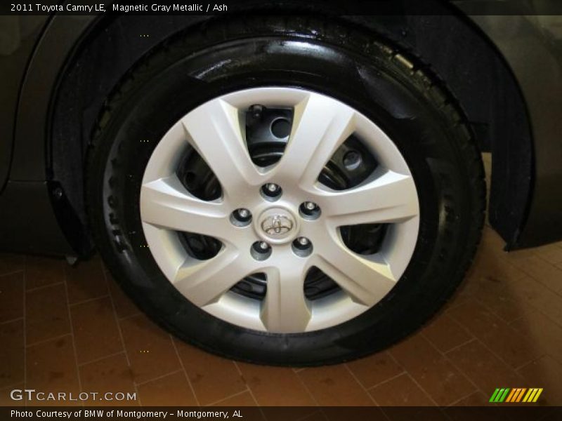Magnetic Gray Metallic / Ash 2011 Toyota Camry LE