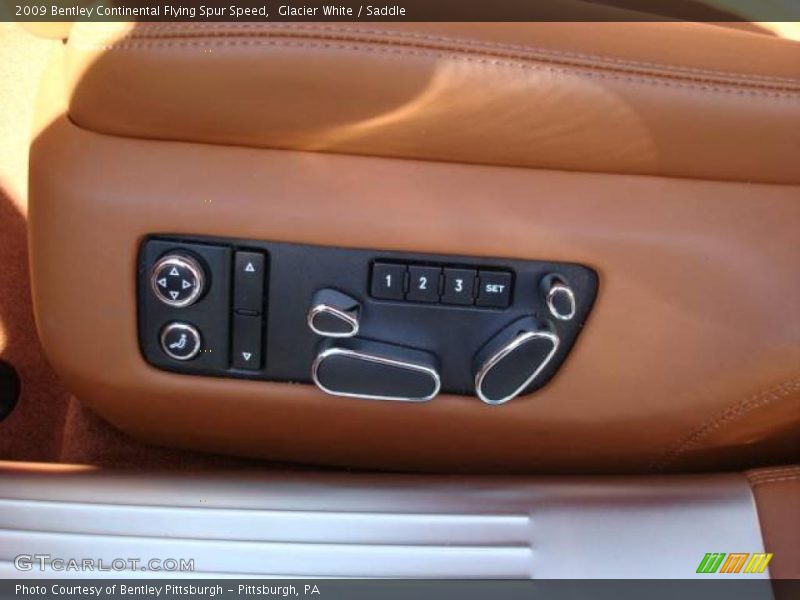 Glacier White / Saddle 2009 Bentley Continental Flying Spur Speed