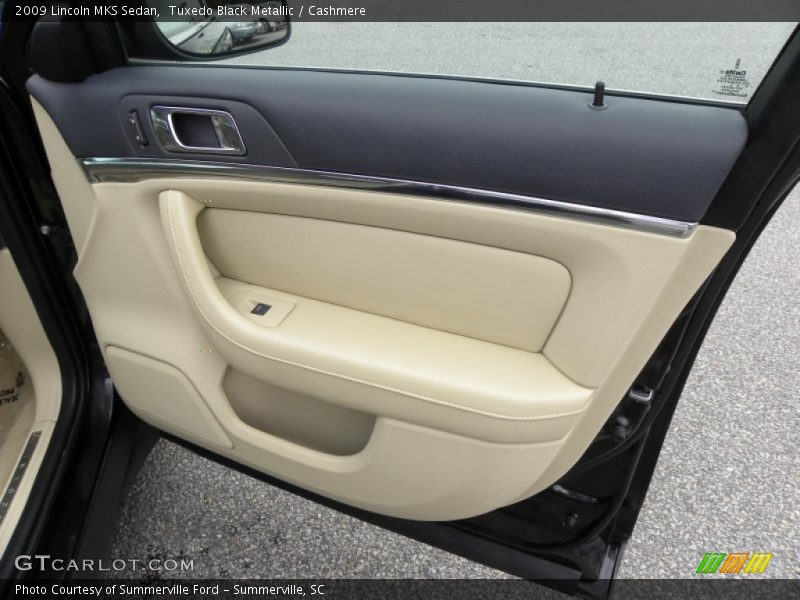 Tuxedo Black Metallic / Cashmere 2009 Lincoln MKS Sedan