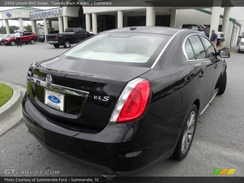 Tuxedo Black Metallic / Cashmere 2009 Lincoln MKS Sedan