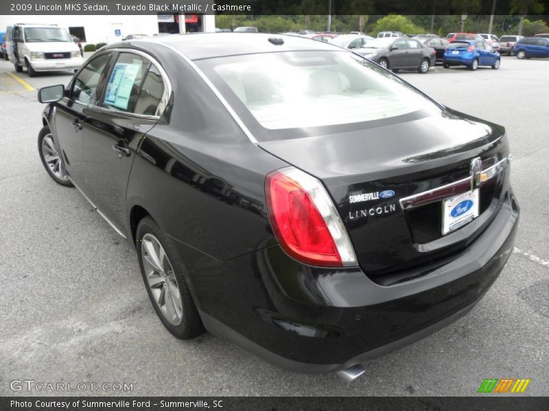 Tuxedo Black Metallic / Cashmere 2009 Lincoln MKS Sedan
