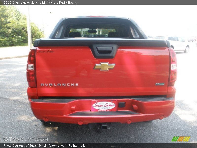 Victory Red / Ebony 2010 Chevrolet Avalanche LT