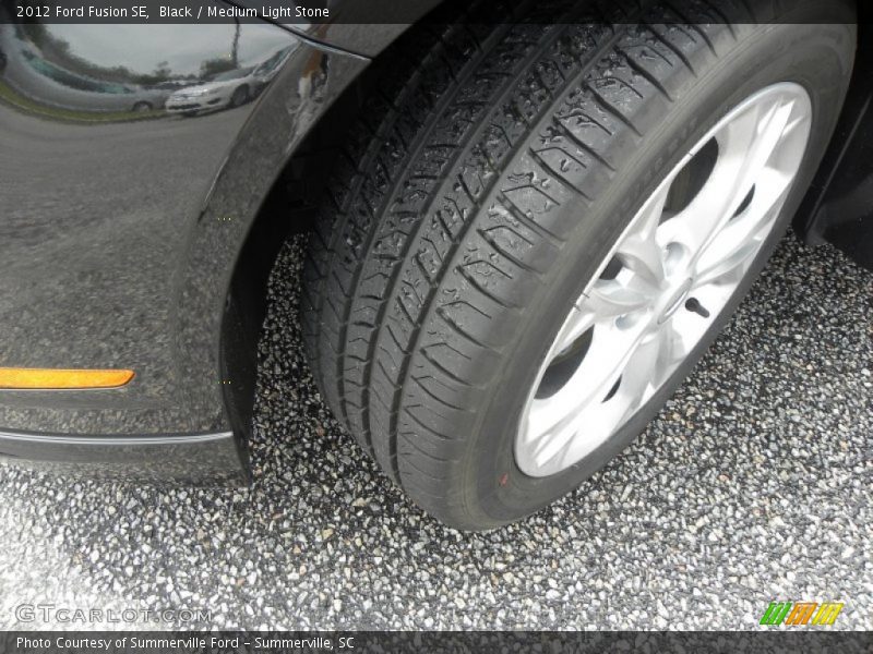 Black / Medium Light Stone 2012 Ford Fusion SE