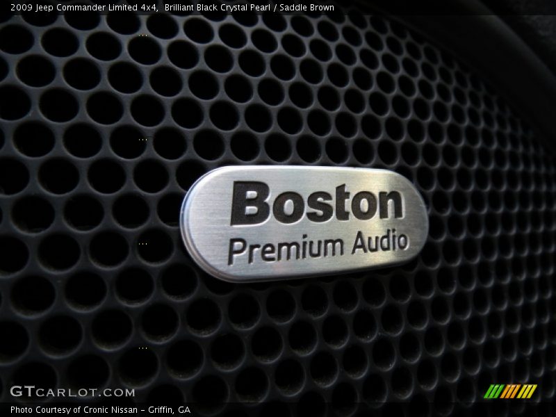 Audio System of 2009 Commander Limited 4x4