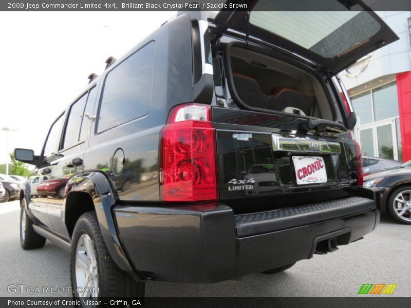 Brilliant Black Crystal Pearl / Saddle Brown 2009 Jeep Commander Limited 4x4