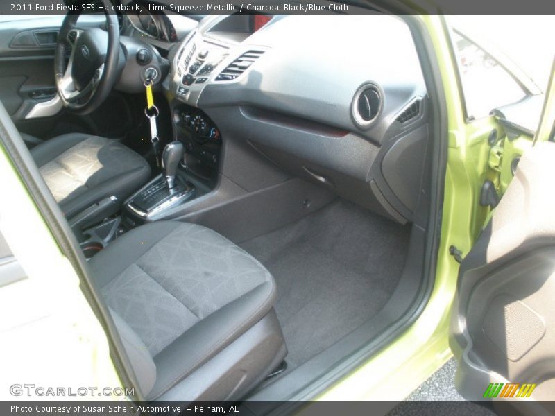 Lime Squeeze Metallic / Charcoal Black/Blue Cloth 2011 Ford Fiesta SES Hatchback