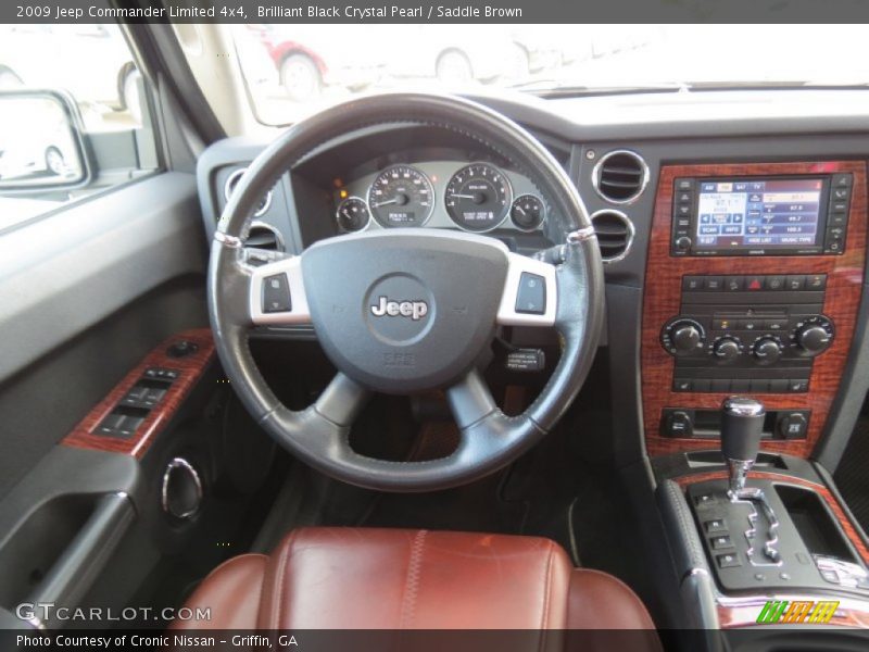 Dashboard of 2009 Commander Limited 4x4