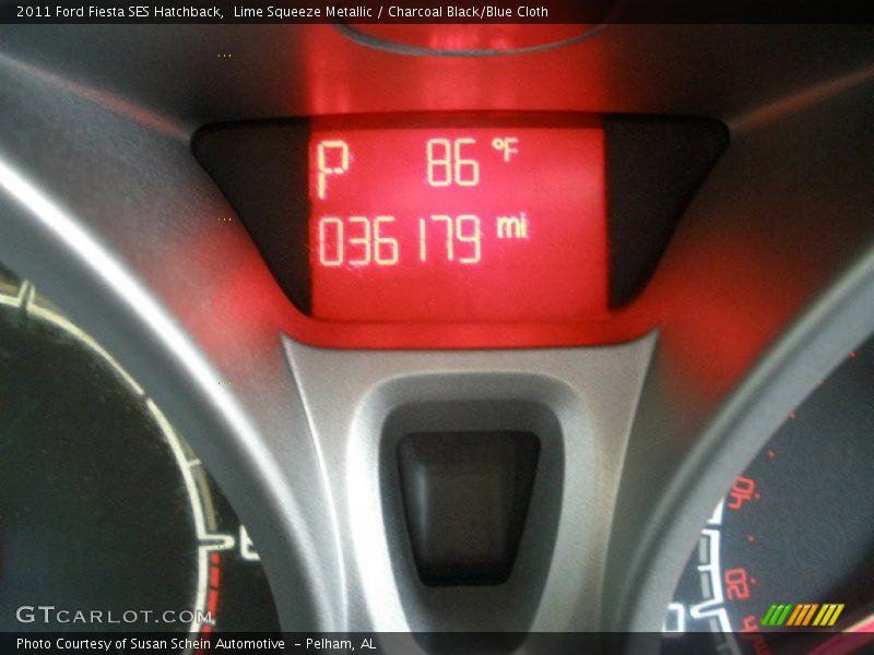 Lime Squeeze Metallic / Charcoal Black/Blue Cloth 2011 Ford Fiesta SES Hatchback