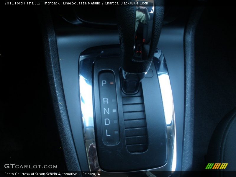 Lime Squeeze Metallic / Charcoal Black/Blue Cloth 2011 Ford Fiesta SES Hatchback
