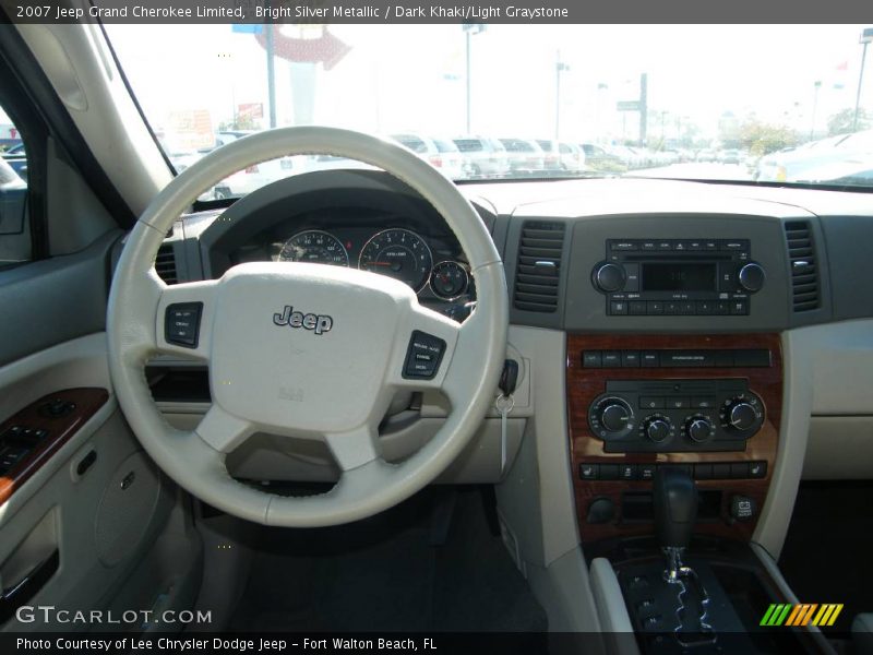 Bright Silver Metallic / Dark Khaki/Light Graystone 2007 Jeep Grand Cherokee Limited