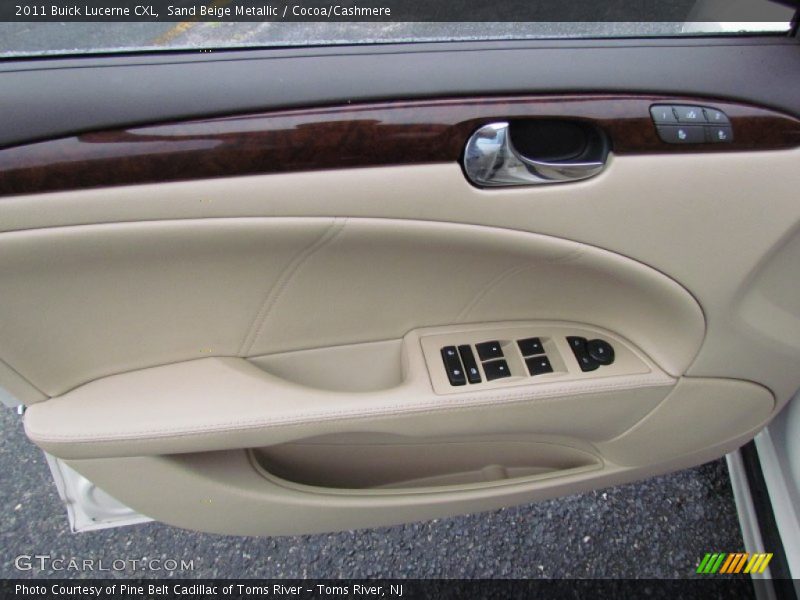 Sand Beige Metallic / Cocoa/Cashmere 2011 Buick Lucerne CXL