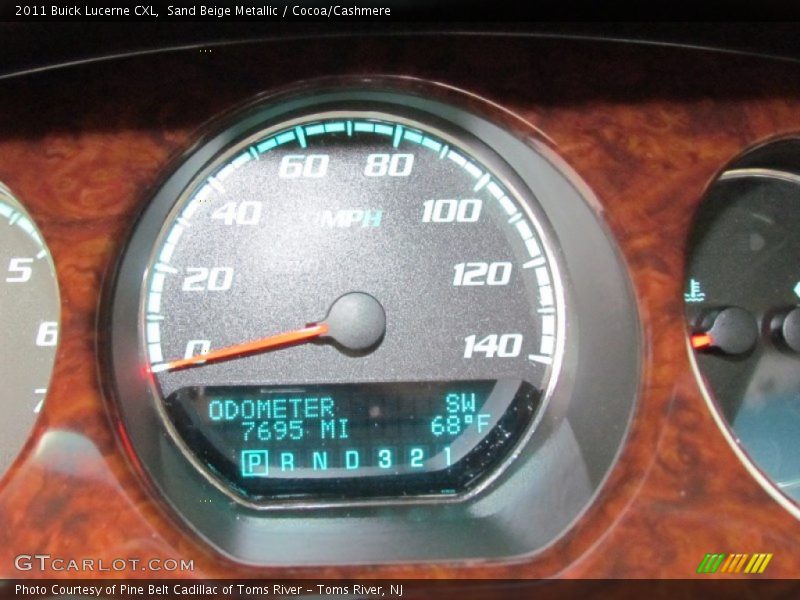 Sand Beige Metallic / Cocoa/Cashmere 2011 Buick Lucerne CXL