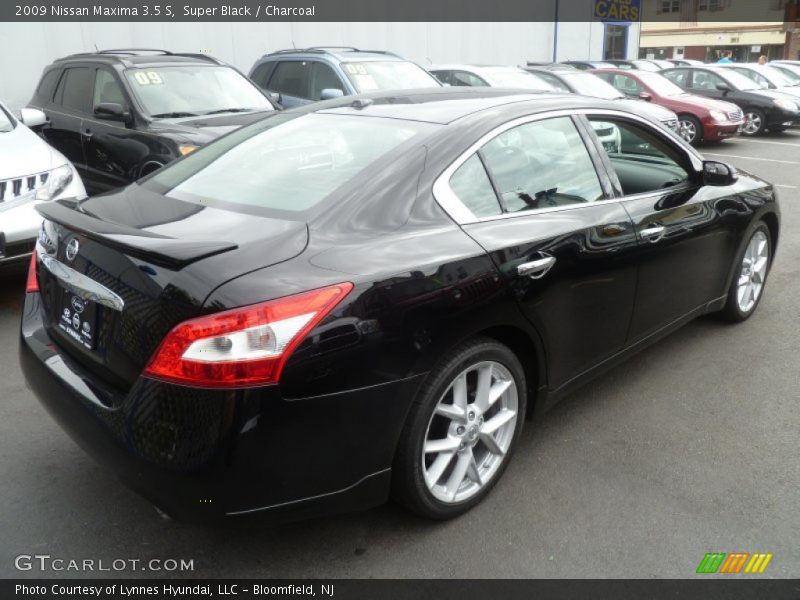 Super Black / Charcoal 2009 Nissan Maxima 3.5 S