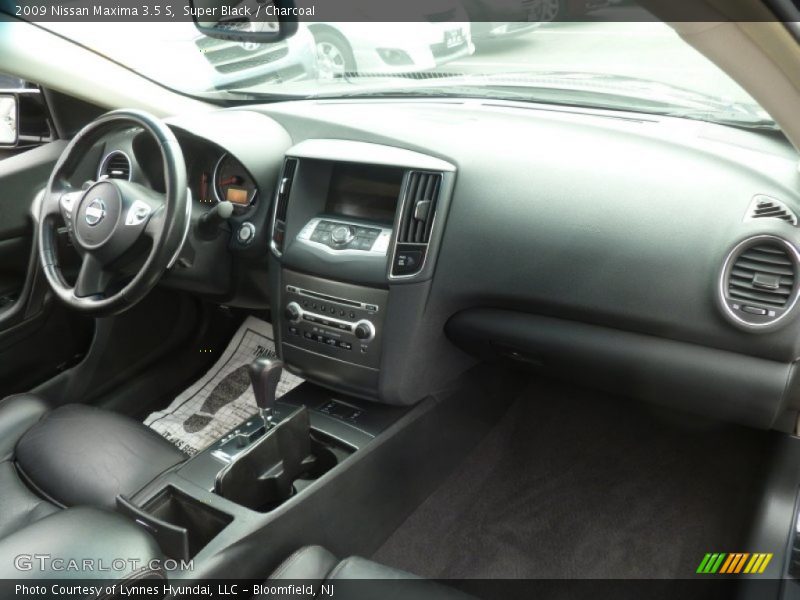 Super Black / Charcoal 2009 Nissan Maxima 3.5 S