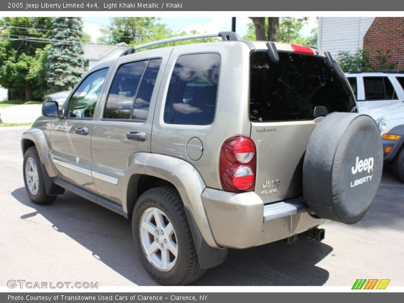 Light Khaki Metallic / Khaki 2005 Jeep Liberty Limited 4x4