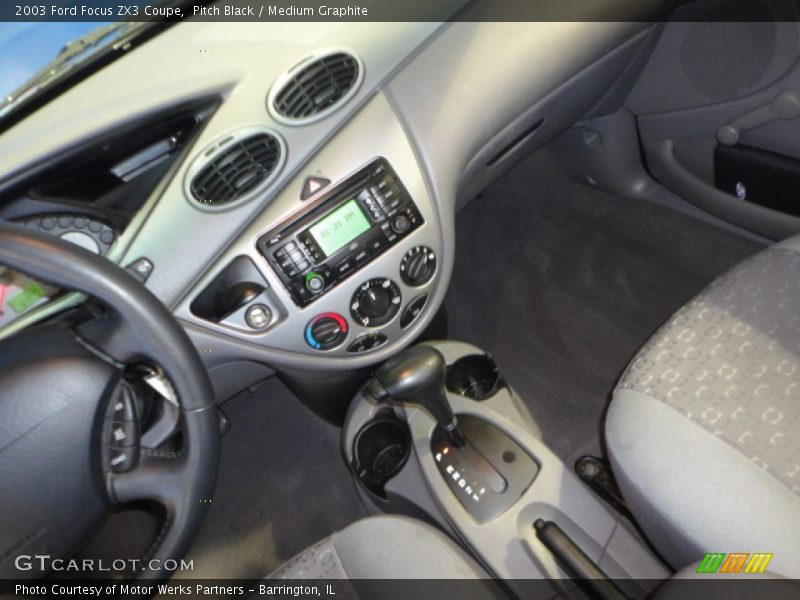 Pitch Black / Medium Graphite 2003 Ford Focus ZX3 Coupe