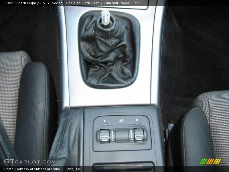 Obsidian Black Pearl / Charcoal Tweed Cloth 2005 Subaru Legacy 2.5 GT Sedan