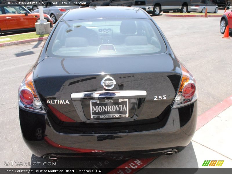 Super Black / Charcoal 2009 Nissan Altima 2.5
