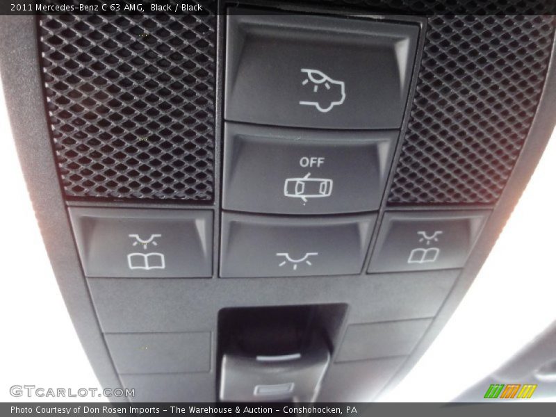 Controls of 2011 C 63 AMG