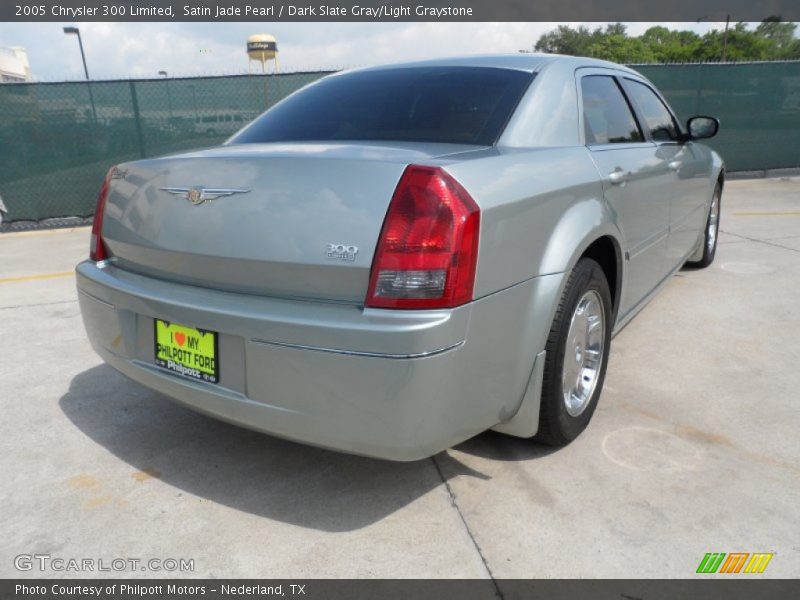 Satin Jade Pearl / Dark Slate Gray/Light Graystone 2005 Chrysler 300 Limited