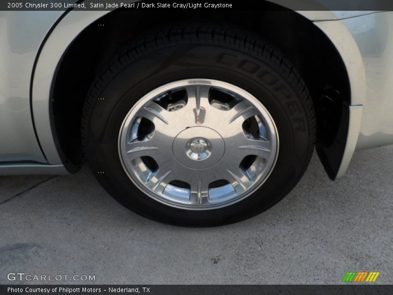 Satin Jade Pearl / Dark Slate Gray/Light Graystone 2005 Chrysler 300 Limited