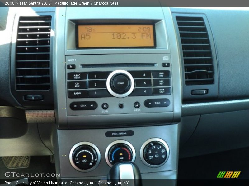 Metallic Jade Green / Charcoal/Steel 2008 Nissan Sentra 2.0 S