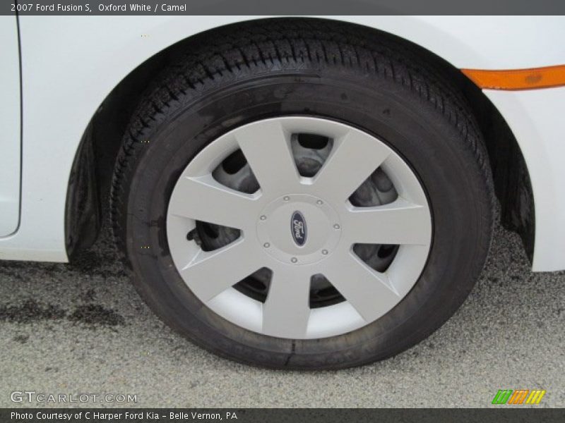 Oxford White / Camel 2007 Ford Fusion S