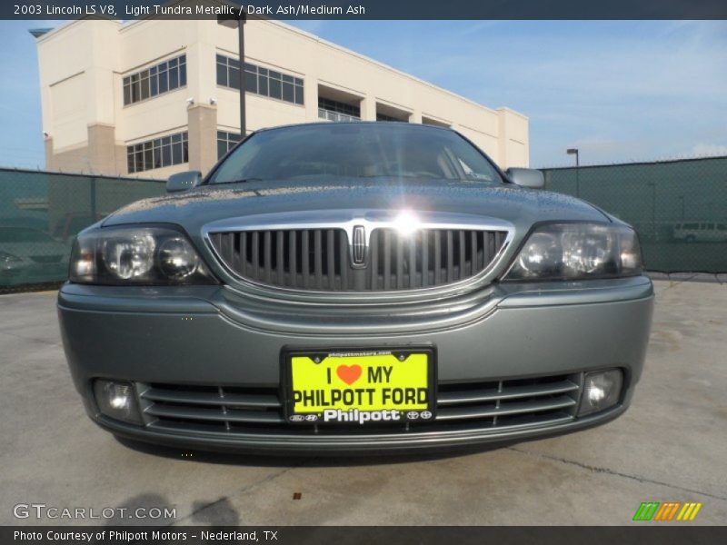 Light Tundra Metallic / Dark Ash/Medium Ash 2003 Lincoln LS V8