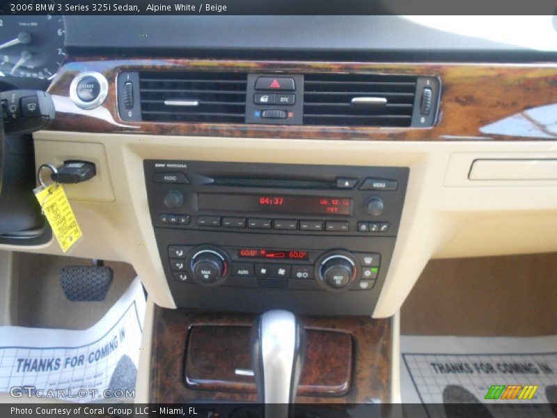 Alpine White / Beige 2006 BMW 3 Series 325i Sedan