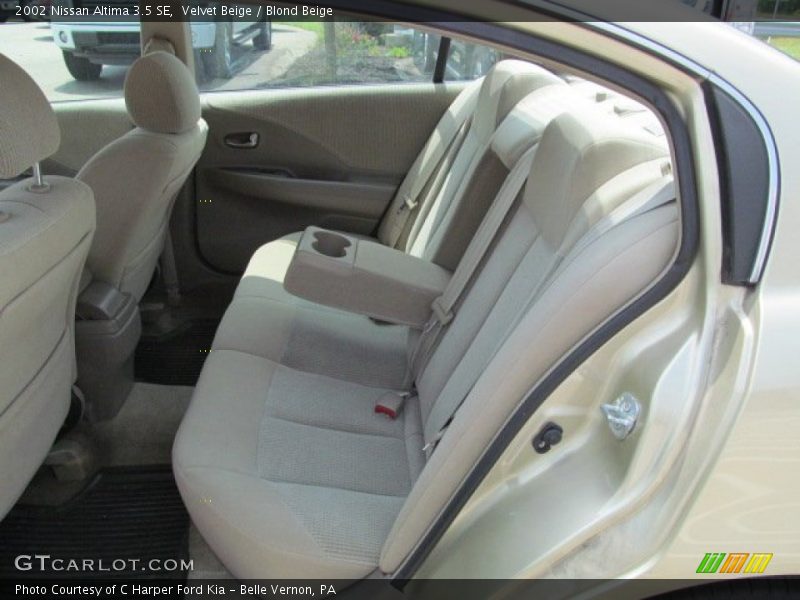 Velvet Beige / Blond Beige 2002 Nissan Altima 3.5 SE