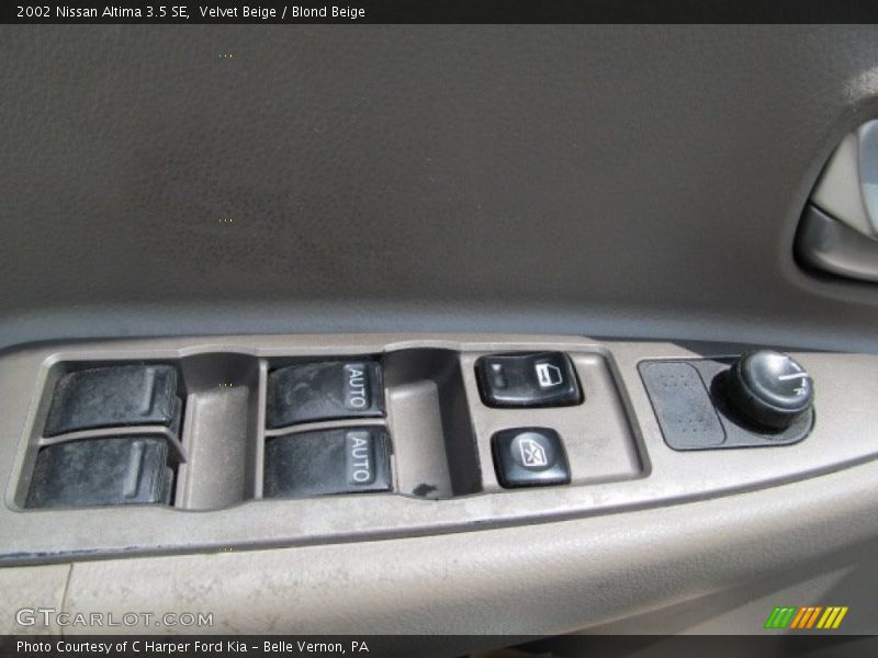 Velvet Beige / Blond Beige 2002 Nissan Altima 3.5 SE