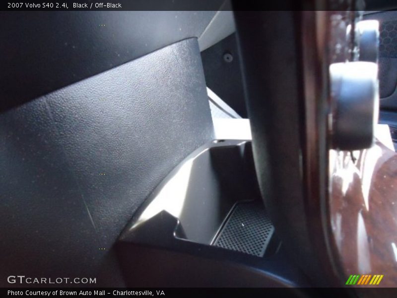 Black / Off-Black 2007 Volvo S40 2.4i