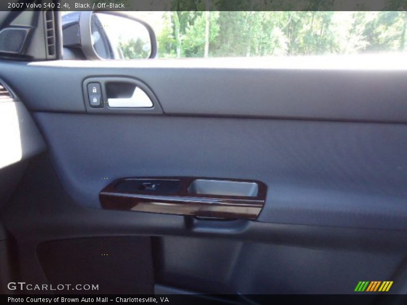 Black / Off-Black 2007 Volvo S40 2.4i
