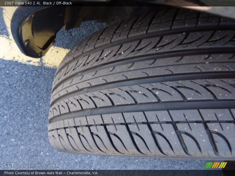 Black / Off-Black 2007 Volvo S40 2.4i