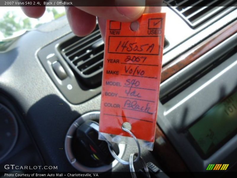 Black / Off-Black 2007 Volvo S40 2.4i