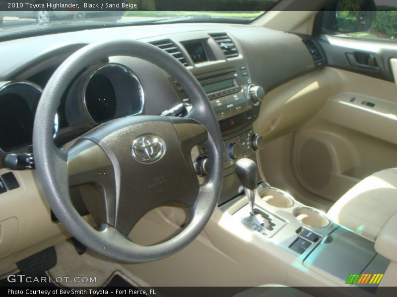 Black / Sand Beige 2010 Toyota Highlander