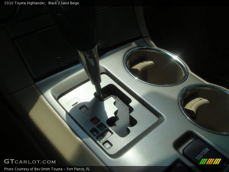 Black / Sand Beige 2010 Toyota Highlander
