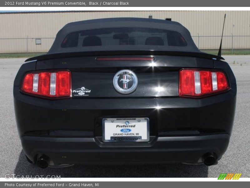 Black / Charcoal Black 2012 Ford Mustang V6 Premium Convertible