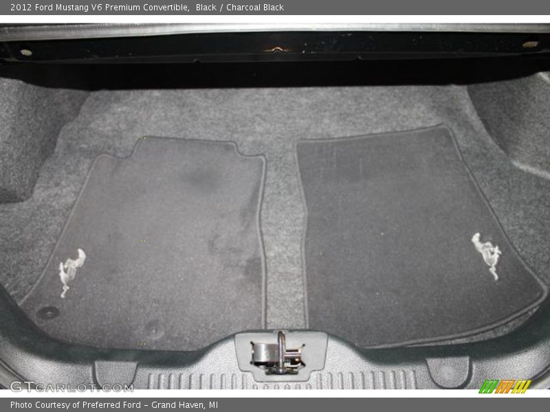 Black / Charcoal Black 2012 Ford Mustang V6 Premium Convertible
