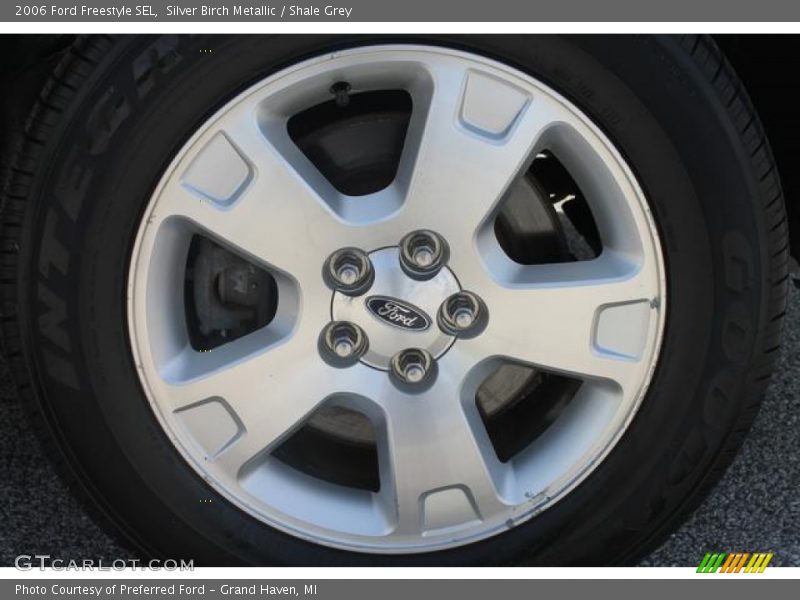 Silver Birch Metallic / Shale Grey 2006 Ford Freestyle SEL
