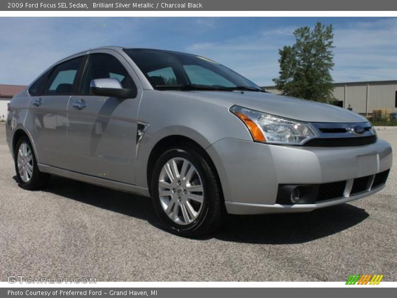 Brilliant Silver Metallic / Charcoal Black 2009 Ford Focus SEL Sedan