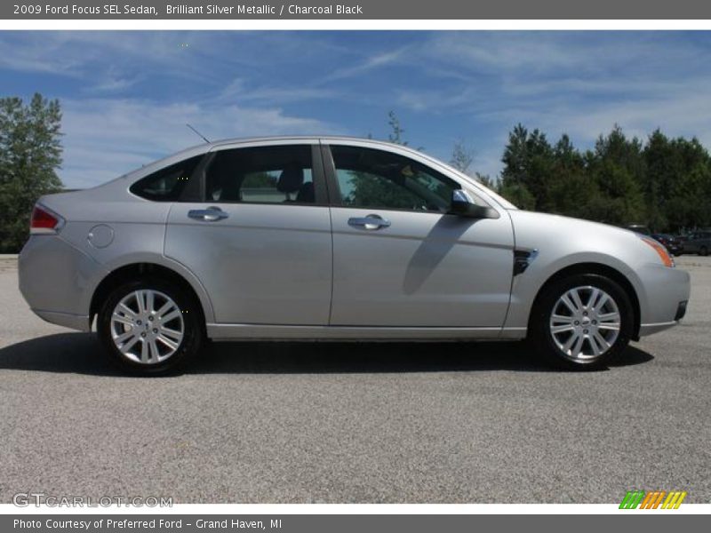 Brilliant Silver Metallic / Charcoal Black 2009 Ford Focus SEL Sedan