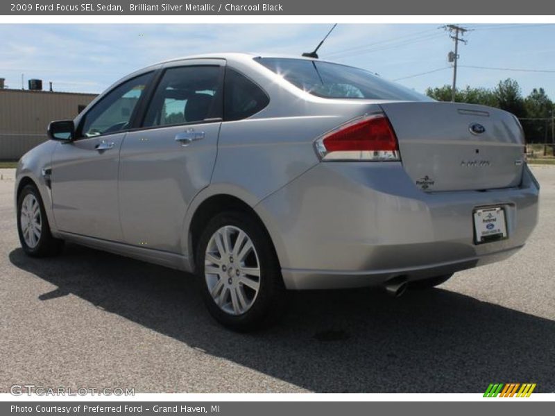 Brilliant Silver Metallic / Charcoal Black 2009 Ford Focus SEL Sedan