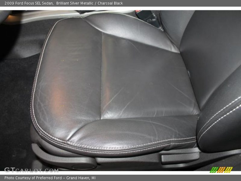 Brilliant Silver Metallic / Charcoal Black 2009 Ford Focus SEL Sedan